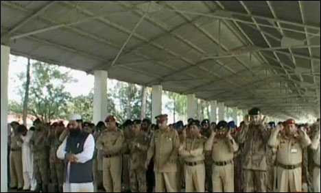 چلاس میں فائرنگ سے شہید فوجی افسروں کی نماز جنازہ ادا