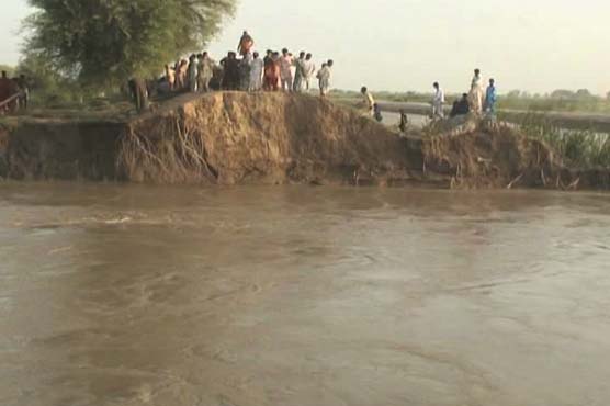 کراچی کو 10 کروڑ گیلن پانی فراہم کرنیوالی حب کینال میں شگاف