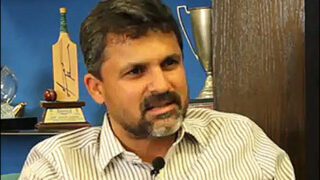 Moin Khan
