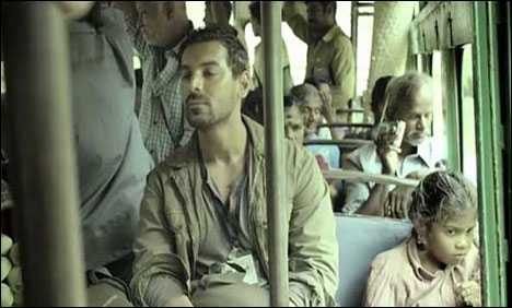 پولیٹیکل تھرلر فلم مدراس کیفیکے ڈائیلاگ پروموز جاری