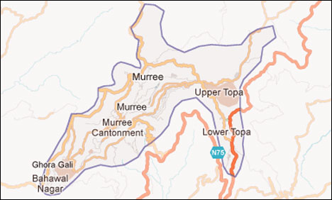 مری : نند کوٹ کے قریب مسافربس کھائی میں گر گئی،11 افراد زخمی