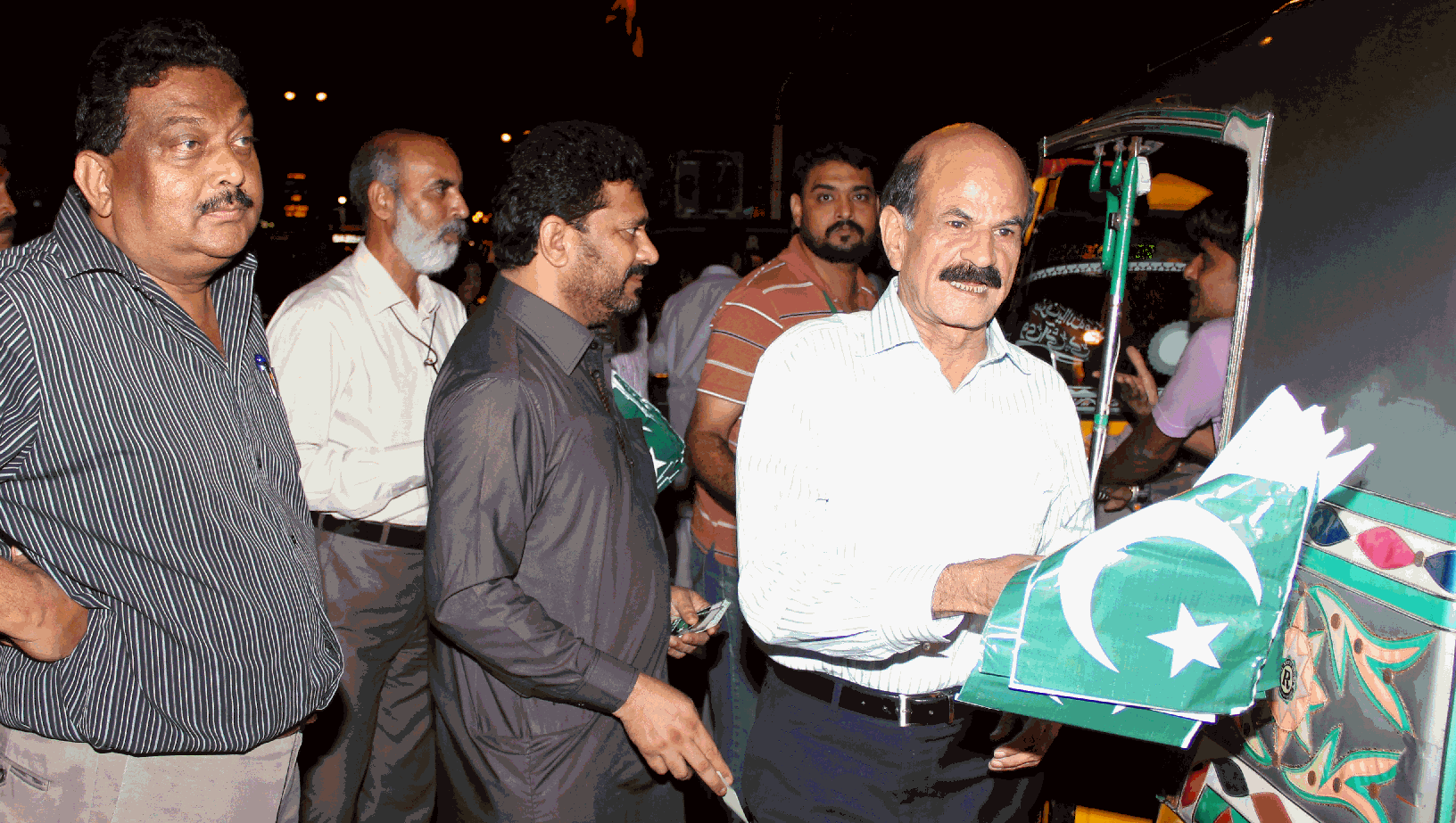 دفاع وطن کے لئے قوم متحد ہے ،پاک فوج کے شانہ بشانہ ملک دشمن قوتوں لڑنے کا عزم رکھتے ہیں: نشاط ضیاء قادری