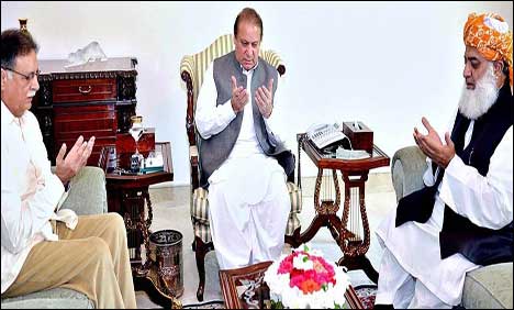 وزیر اعظم سے مولانا فضل الرحمان کی ملاقات، سیاسی صورت حال پرگفتگو
