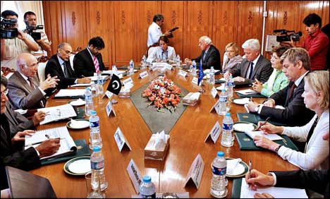 Sartaj Aziz