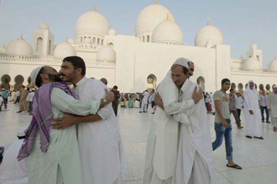 سعودی عرب اور متعدد خلیجی ریاستوں میں آج عید منائی جارہی ہے