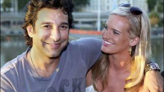 Wasim Akram - Snyra Thomson