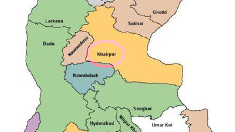 خیرپور : مہران نیشنل ہائی وے پر مسافر کوچ الٹ گئی ، 2 افراد جاں بحق