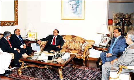 اعلی سیاسی و عسکری حکام اور غیر ملکی سفیروں کی صدرسے الوداعی ملاقاتیں