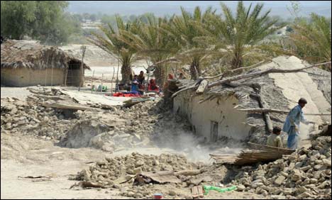 آواران میں 7 روز بعد بھی زلزلہ متاثرین بنیادی ضروریات زندگی سے محروم