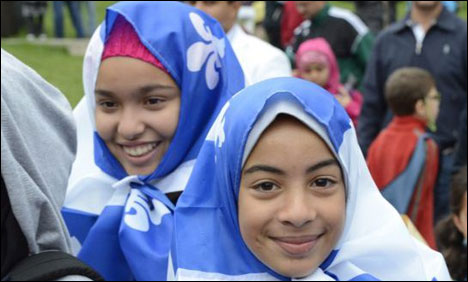 کینیڈا: حجاب اور عمامہ پہننے پر مجوزہ پابندی کیخلاف ہزاروں افراد سڑکوں پر