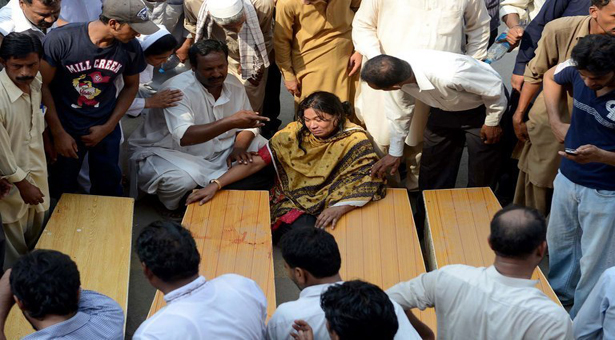 پشاور : چرچ حملے کے مزید 2 زخمی دم توڑ گئے، ہلاکتوں کی تعداد 83 ہوگئی