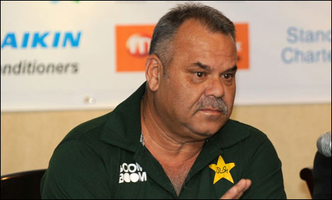 ناقص کارکردگی، ڈیو واٹمور رپورٹ پیش کرینگے