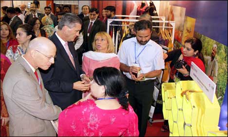 کراچی میں تجارتی نمائش ایکسپو پاکستان زور و شور سے جاری