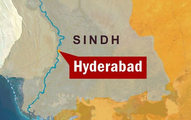 حیدر آباد کے مختلف علاقوں میں ہوائی فائرنگ،2 گاڑیاں جلا دی گئیں