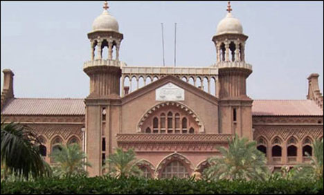 غیرجماعتی بلدیاتی انتخابات کو لاہور ہائی کورٹ میں چیلنج کر دیا گیا