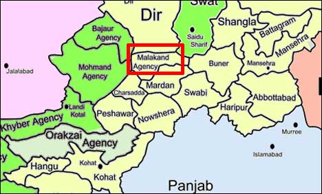 مالاکنڈ کے تحصیل درگئی میں پٹواریوں اور وکیلوں کے درمیان ہاتھا پائی