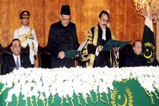 ممنون حسین نے پاکستان کے بارہویں صدر کا حلف اٹھا لیا