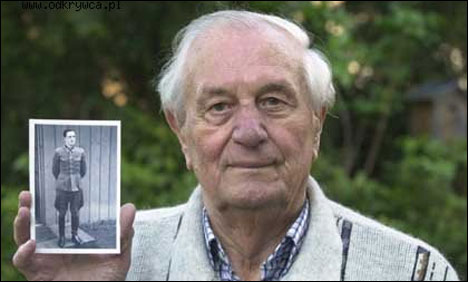 ہٹلر کا ذاتی محافظ روشس مسچ انتقال کر گیا