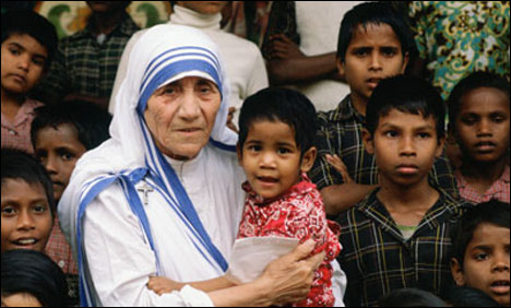 کولکتہ : مدر ٹریسا کی سولہویں برسی پر خصوصی دعائیں