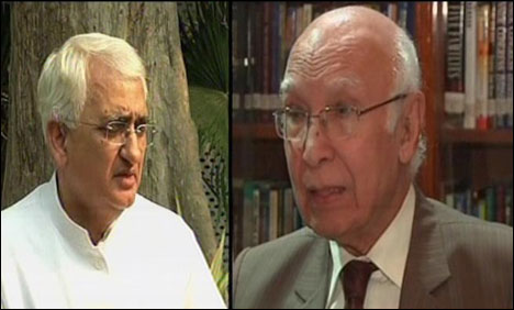 سرتاج عزیز اور سلمان خورشید کی بشکیک میں ملاقات