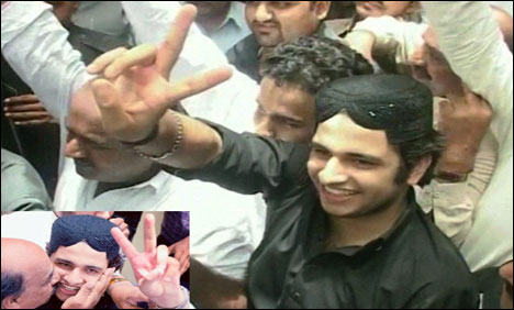 شاہ رخ کو لائسنس ٹو کِل مل گیا، ڈیل میں 2 قبائلی سرداروں کا کردار