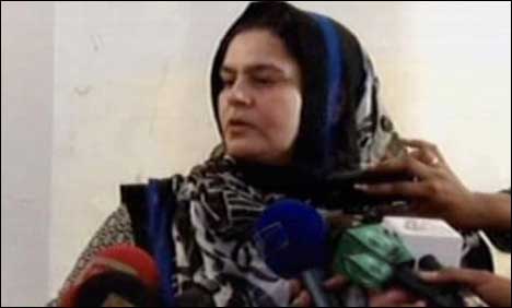 شاہ زیب کی والدہ نے 35 کروڑ روپے کی ڈیل کا دعوی مسترد کر دیا