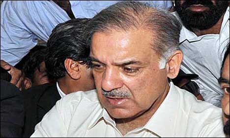 سیاست کو عبادت سمجھ کر متاثرین کی بحالی کیلئے کوشاں ہیں، شہباز شریف