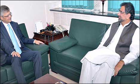 پاک ایران گیس پائپ لائن منصوبے پر ہر صورت عمل ہو گا، شاہد خاقان