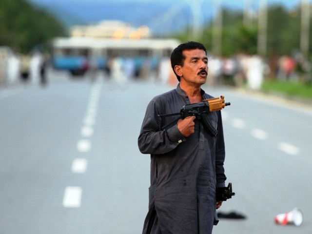 اسلام آباد واقعہ کے ملزم سکندر کی صحت بہتر، پیٹ کے ٹانکے کھل گئے