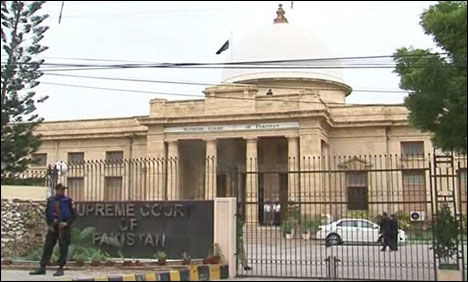 سپریم کورٹ کا کراچی میں 33 ہزار مفرور ملزمان کی گرفتاری کا حکم