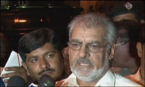تاجروں کا وزیرِاعظم سے کراچی میں نو گو ایریا ختم کرنے کا مطالبہ