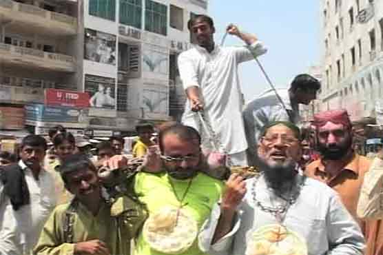 سکھر : پٹرولیم قیمتوں میں اضافے کے خلاف انوکھا احتجاج