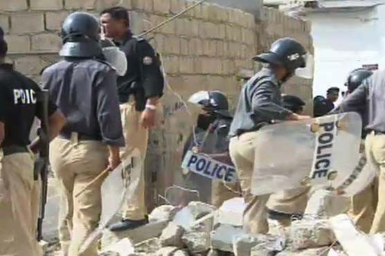ایبٹ آباد : سرچ آپریشن، ایس پی سمیت 5 اہلکار زخمی، 3 دہشت گرد گرفتار