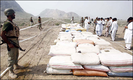 باڑہ میں سیکیورٹی فورسز کی کارروائیوں میں ساڑھے 6 من چرس برآمد