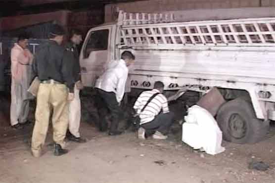 بھتہ نہ دینے پر نجی ٹرانسپورٹ کے دفتر پر کریکر حملہ، فائرنگ سے ایک ہلاک