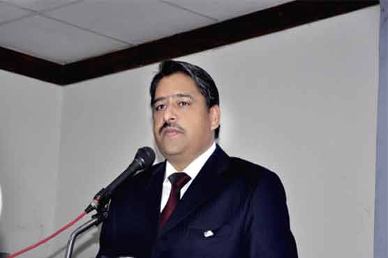 روئی کی قیمتیں مزید گر سکتی ہیں: احسان الحق