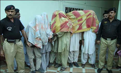 کراچی ٹارگٹڈ آپریشنز، ٹارگٹ کلر ز اور گینگسٹر سمیت 69 ملزمان گرفتار