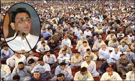 ایم کیوایم انسانیت کی خدمت کا عمل جاری رکھے گی، خالد مقبول