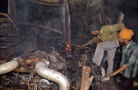 آندھرا پردیش: مسافر بس میں آگ لگنے سے 40 مسافر ہلاک