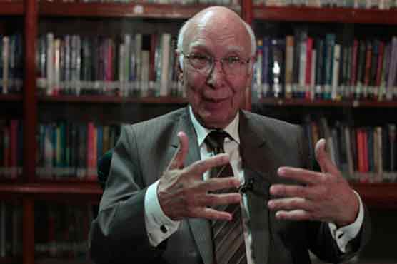 امریکا سے تجارتی تعلقات بڑھانا چاہتے ہیں : سرتاج عزیز