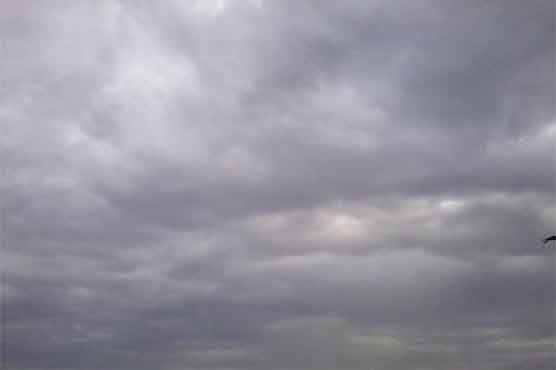 لاہور میں موسم خوشگوار، مطلع ابر آلود رہے گا، بارش کا بھی امکان