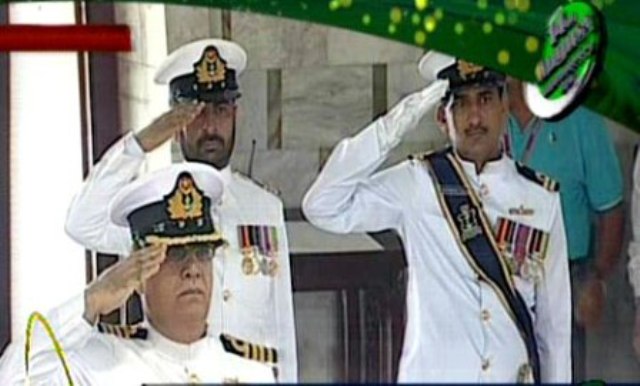 لاہور: مزار اقبال پر گارڈز کی تبدیلی کی تقریب