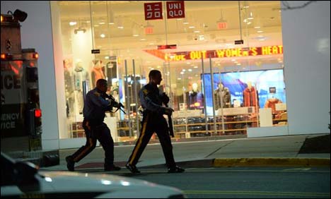 نیو جرسی : شاپنگ پلازہ میں مسلح شخص کی فائرنگ سے خوف و ہراس