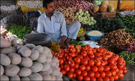 حیدر آباد میں ٹماٹر کی قیمت 2 سو روپے فی کلو سے تجاوز کر گئی