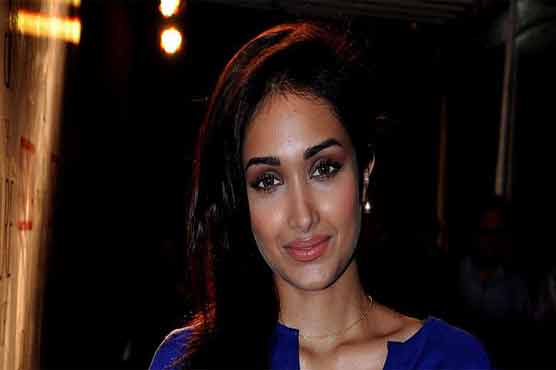 بھارتی اداکارہ جیا خان کی موت معمہ بن گئی