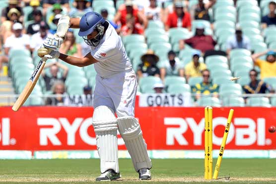 ایشیز سیریز، دوسرا ٹیسٹ: انگلینڈ پہلی اننگز میں 172 پر ڈھیر