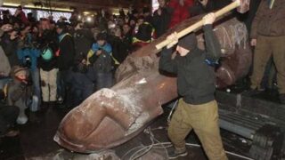 Lenin Statue