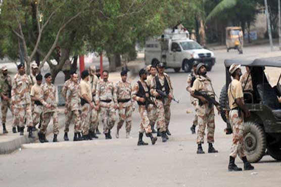 کراچی: رینجرز کا مختلف علاقوں میں ٹارگٹڈ آپریشن،37 ملزمان گرفتار، اسلحہ برآمد