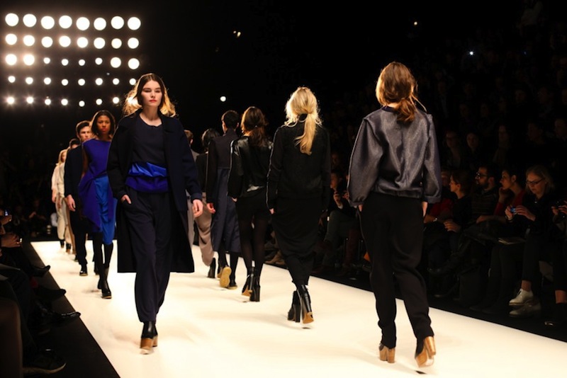 برلن فیشن ویک تمام تر رعنائیوں کے ساتھ جاری