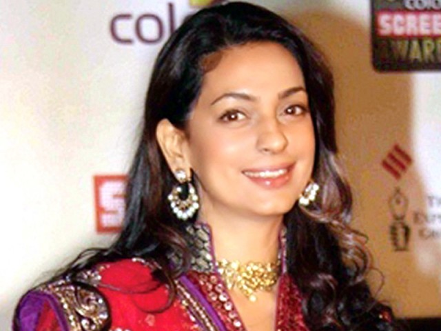 پاکستانی عوام ہندوستانی عوام سے بہت پیار کرتے ہیں میں جلد پاکستان آئونگی: جوہی چاولہ